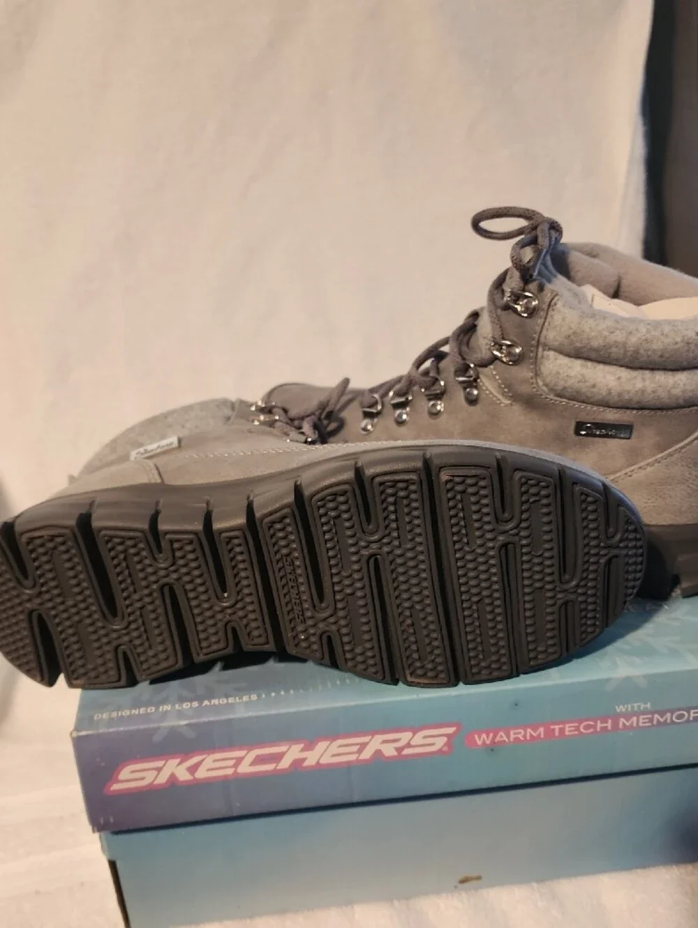 Skechers Gray Suede Lace-Up Outdoor Boots